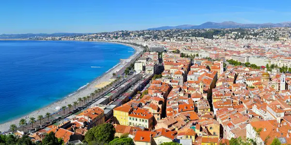 Votre Pisciniste Fabricant piscine inox Alpes-Maritimes