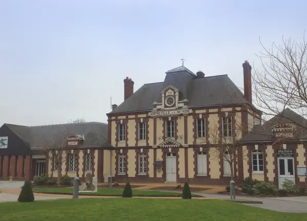 Votre Pisciniste Fabricant piscine inox Amfreville-la-Mi-Voie