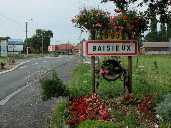 Votre Pisciniste Fabricant piscine inox Baisieux