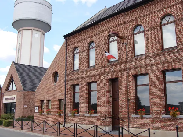Votre Pisciniste Fabricant piscine inox Bouvignies