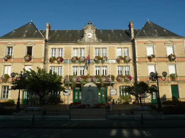 Votre Pisciniste Fabricant piscine inox Chasseneuil-sur-Bonnieure