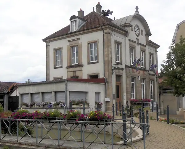 Votre Pisciniste Fabricant piscine inox Colombier-Fontaine