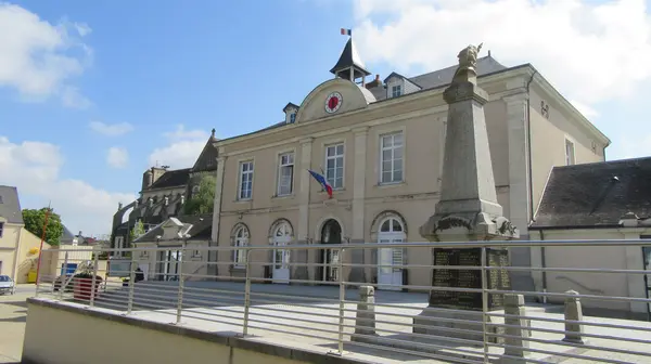 Votre Pisciniste Fabricant piscine inox Cossé-le-Vivien