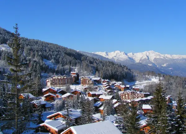 Votre Pisciniste Fabricant piscine inox Courchevel