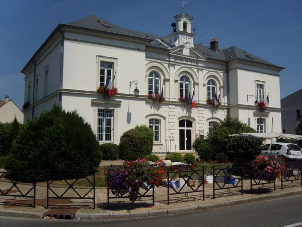 Votre Pisciniste Fabricant piscine inox Fontenay-Trésigny