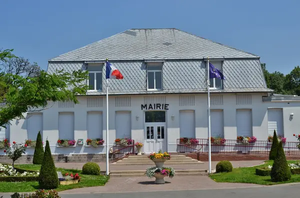 Votre Pisciniste Fabricant piscine inox Gouy-sous-Bellonne