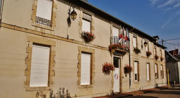 Votre Pisciniste Fabricant piscine inox Jouet-sur-l'Aubois