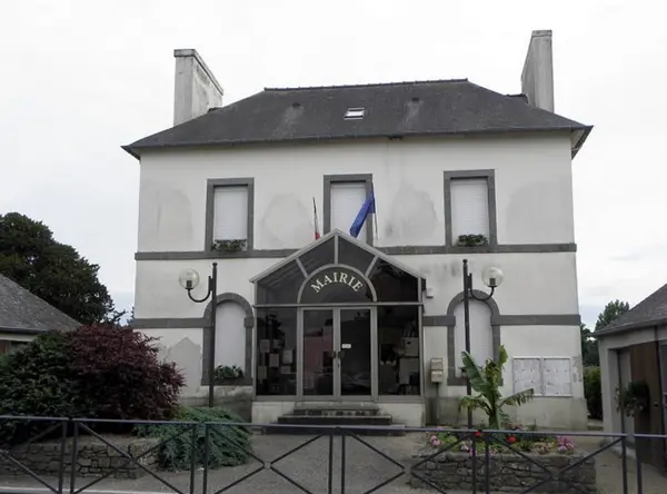 Votre Pisciniste Fabricant piscine inox La Gouesnière