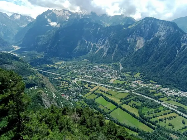 Votre Pisciniste Fabricant piscine inox Le Bourg-d'Oisans