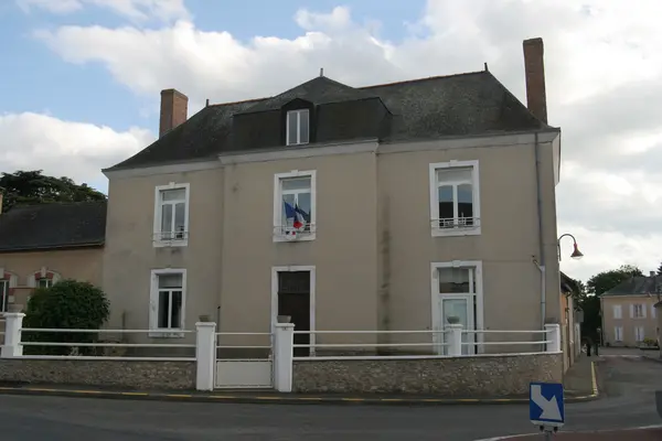 Votre Pisciniste Fabricant piscine inox Le Breil-sur-Mérize