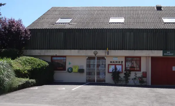 Votre Pisciniste Fabricant piscine inox Le Pin