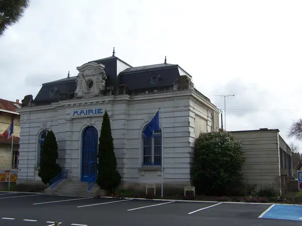 Votre Pisciniste Fabricant piscine inox Le Porge
