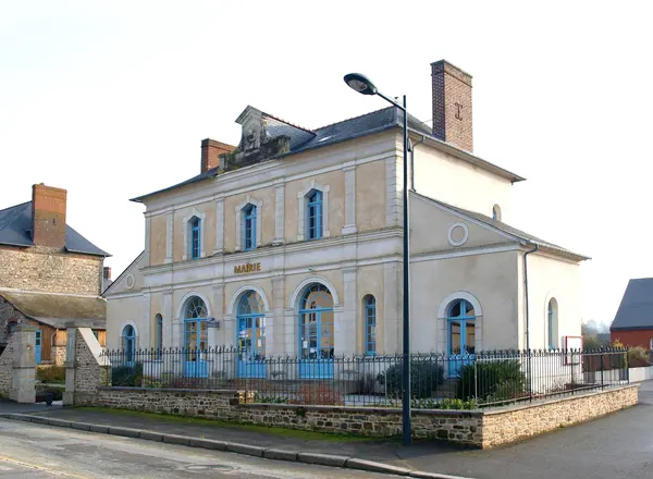 Votre Pisciniste Fabricant piscine inox Le Sel-de-Bretagne