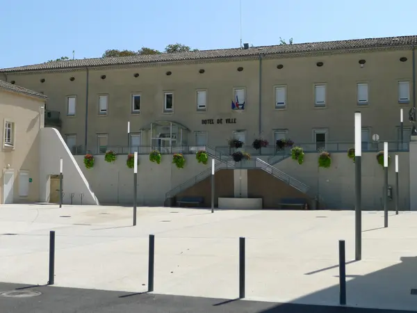 Votre Pisciniste Fabricant piscine inox Livron-sur-Drôme