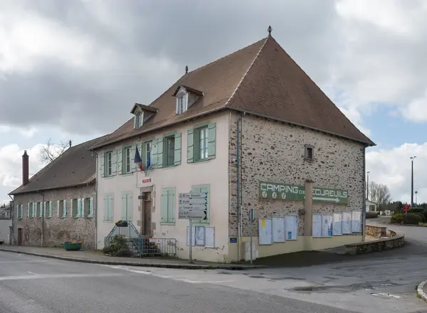 Votre Pisciniste Fabricant piscine inox Magnac-Bourg