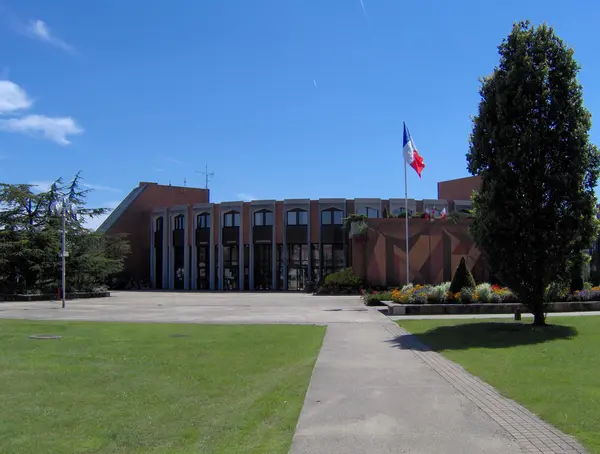 Votre Pisciniste Fabricant piscine inox Montigny-le-Bretonneux