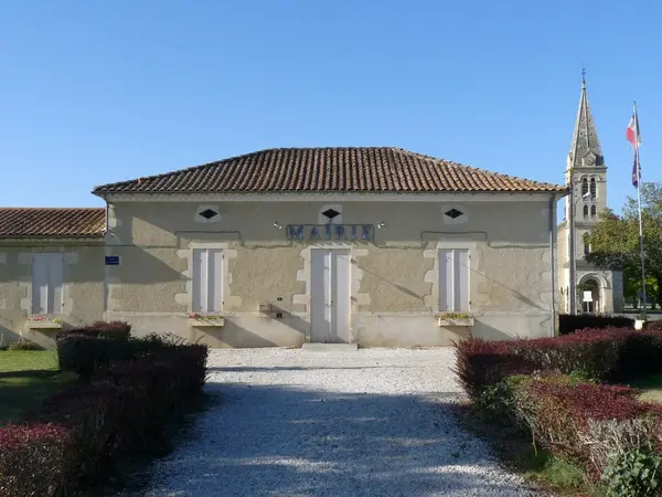 Votre Pisciniste Fabricant piscine inox Naujac-sur-Mer