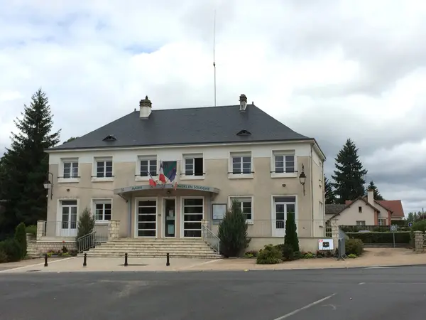 Votre Pisciniste Fabricant piscine inox Pruniers-en-Sologne