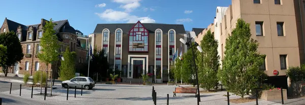 Votre Pisciniste Fabricant piscine inox Saint-Herblain
