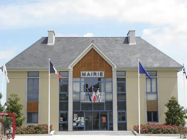 Votre Pisciniste Fabricant piscine inox Saint-Jouan-des-Guérets