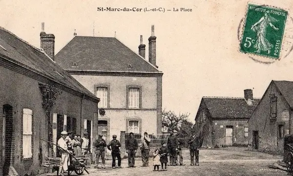Votre Pisciniste Fabricant piscine inox Saint-Marc-du-Cor