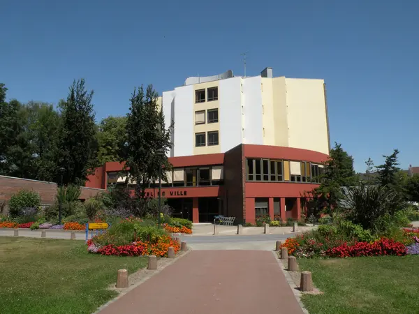 Votre Pisciniste Fabricant piscine inox Saint-Ouen-l'Aumône