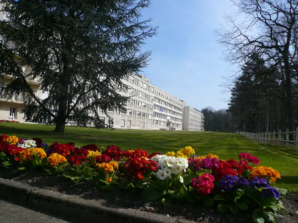 Votre Pisciniste Fabricant piscine inox Saint-Sébastien-de-Morsent