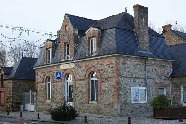 Votre Pisciniste Fabricant piscine inox Saint-Sulpice-des-Landes