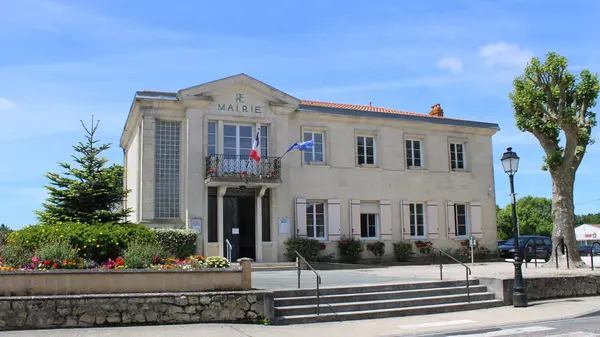 Votre Pisciniste Fabricant piscine inox Saint-Vivien-de-Médoc