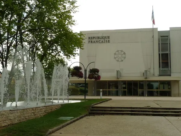 Votre Pisciniste Fabricant piscine inox Saint-Yrieix-sur-Charente