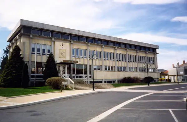 Votre Pisciniste Fabricant piscine inox Sainte-Sigolène