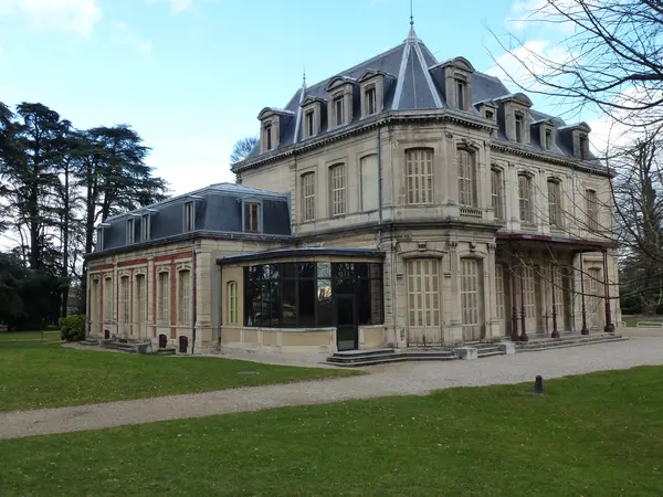 Votre Pisciniste Fabricant piscine inox Sathonay-Village