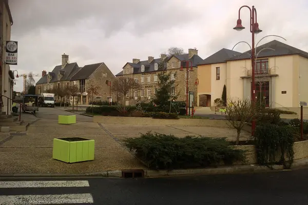 Votre Pisciniste Fabricant piscine inox Tessy-Bocage
