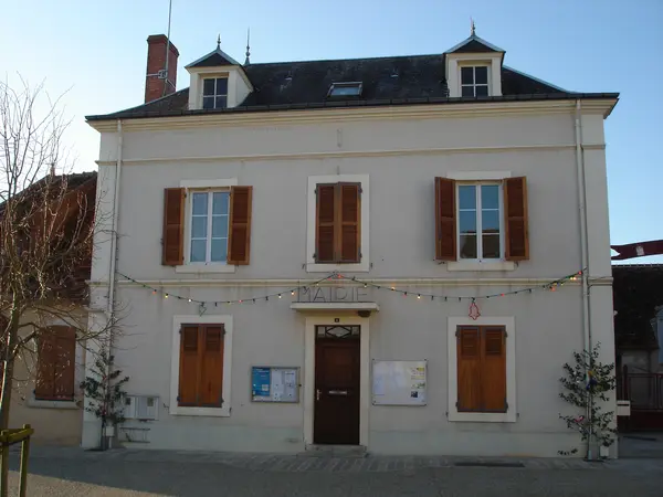 Votre Pisciniste Fabricant piscine inox Thevet-Saint-Julien