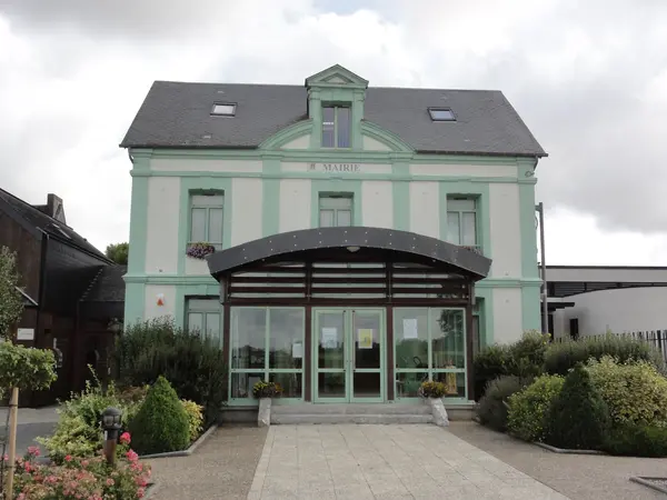 Votre Pisciniste Fabricant piscine inox Valliquerville