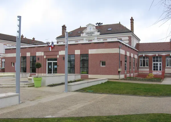 Votre Pisciniste Fabricant piscine inox Varennes-sur-Seine