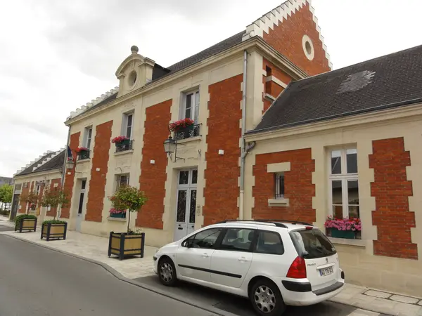 Votre Pisciniste Fabricant piscine inox Villeneuve-Saint-Germain