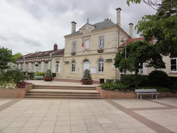 Votre Pisciniste Fabricant piscine inox Villers-Saint-Paul
